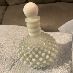 VTG 1940's Fenton Hobnail Opalescent MilkGlass-6.5" Perfume Bottle & Stopper-EUC